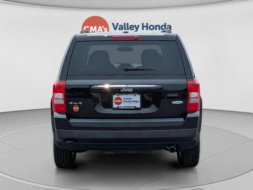 Black Clearcoat 2017 Jeep Patriot Latitude