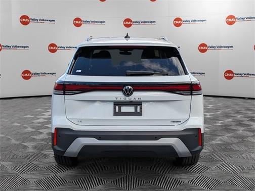 2026 Volkswagen Tiguan 2.0T SE