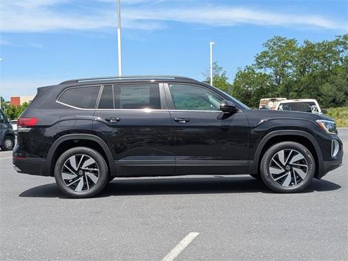 2025 Volkswagen Atlas 2.0T SE