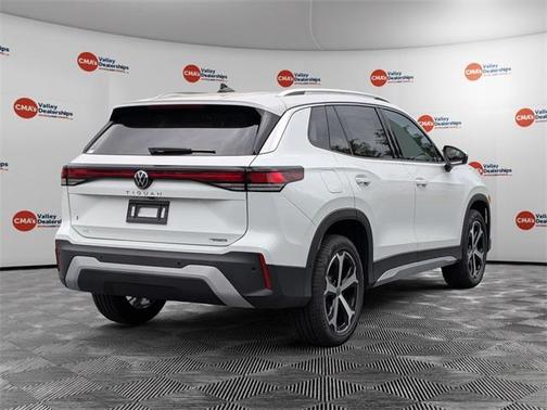 2025 Volkswagen Tiguan 2.0T SE