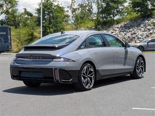 2024 Hyundai IONIQ 6 SEL