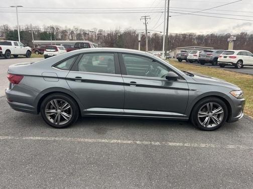2021 Volkswagen Jetta 1.4T R-Line