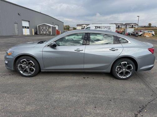 2024 Chevrolet Malibu LT