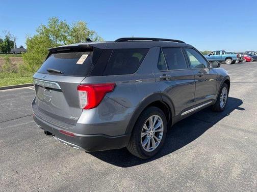 Gray Metallic 2023 Ford Explorer XLT
