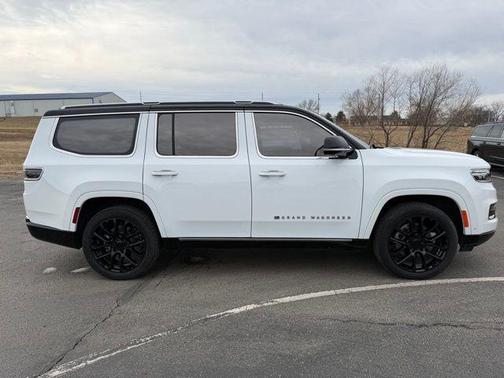 2023 Jeep Grand Wagoneer Series III