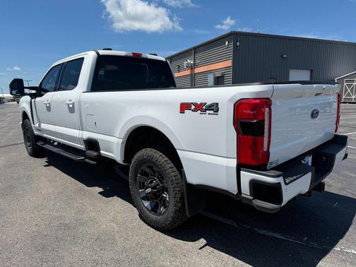 2023 Ford F-350 Lariat Super Duty