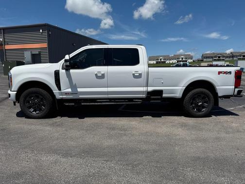 2023 Ford F-350 Lariat Super Duty