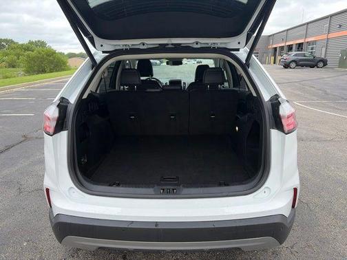 Oxford White 2024 Ford Edge SEL