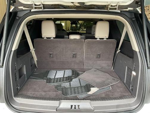 2020 Ford Expedition Max XLT