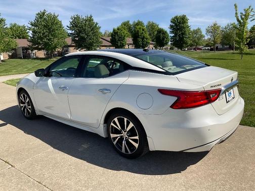 2017 Nissan Maxima 3.5 Platinum