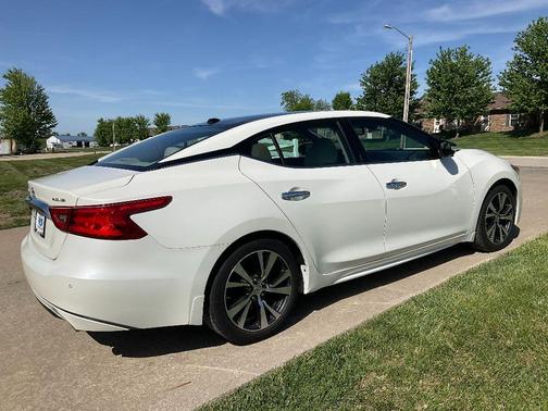 2017 Nissan Maxima 3.5 Platinum