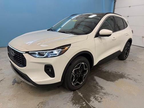 2026 Ford Escape Platinum