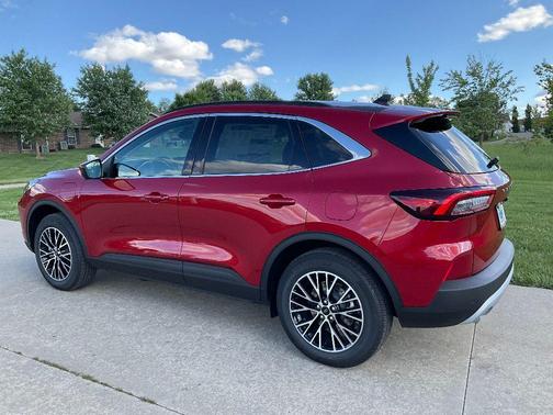 2025 Ford Escape PHEV