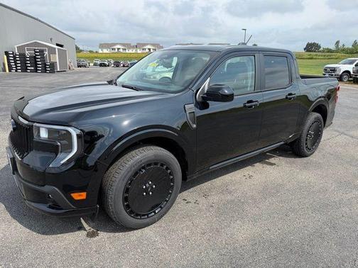 2025 Ford Maverick Lobo Standard