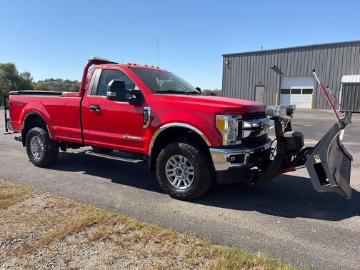Race Red 2017 Ford F-350 XLT