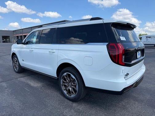 Star White 2026 Ford Expedition Max King Ranch