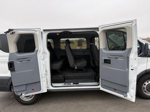 2016 Ford Transit-150 XL