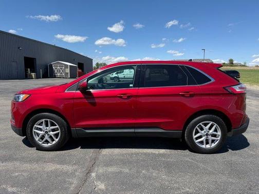 Red Metallic 2023 Ford Edge SEL