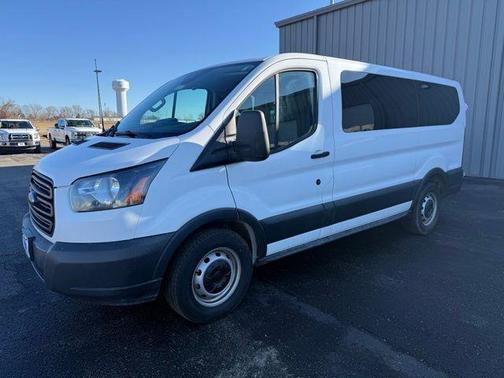 2017 Ford Transit-150 XL