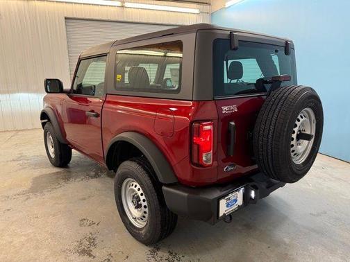 2025 Ford Bronco Base