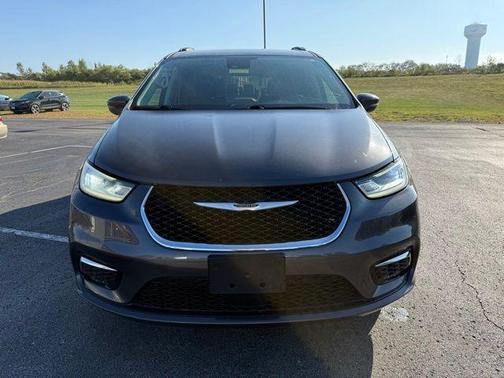 2021 Chrysler Pacifica Touring-L