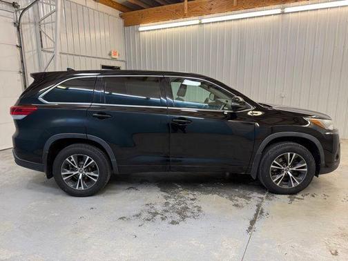 2018 Toyota Highlander LE Plus