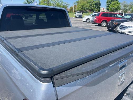Silver 2017 Honda Ridgeline RTL-T