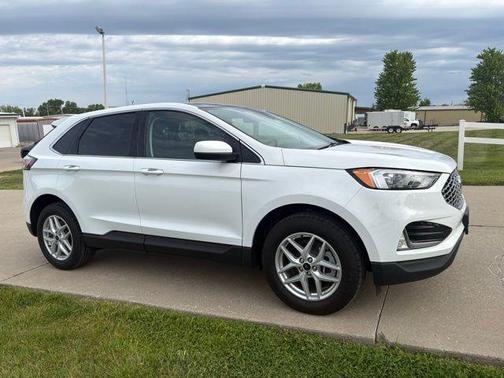 Oxford White 2024 Ford Edge SEL
