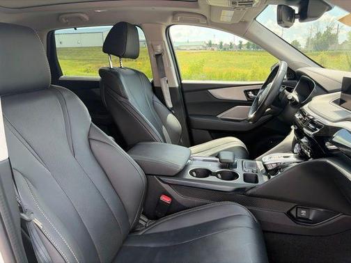 White 2024 Acura MDX Technology