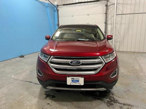 Photo 3 of 40 of 2017 Ford Edge SEL