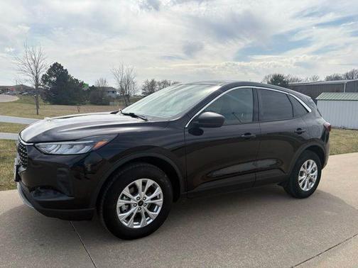 Black Metallic 2024 Ford Escape Active