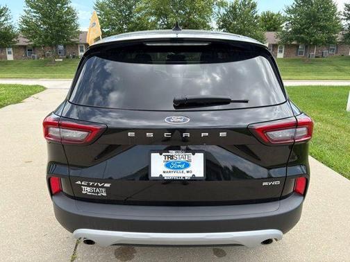 Black Metallic 2024 Ford Escape Active