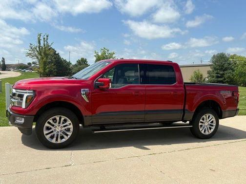 Rapid Red Metallic Tinted Clearcoat 2024 Ford F-150 King Ranch