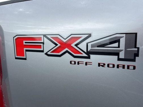 2024 Ford F-350 Lariat Super Duty