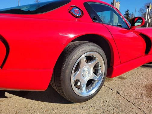 1998 Dodge Viper GTS