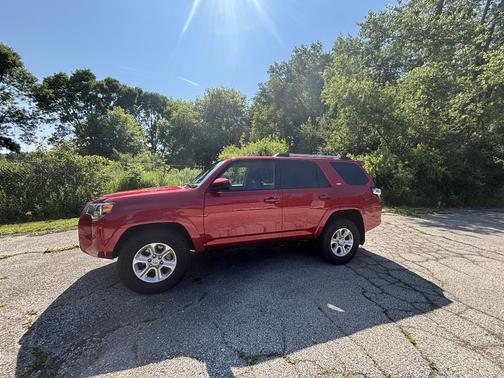 2023 Toyota 4Runner SR5