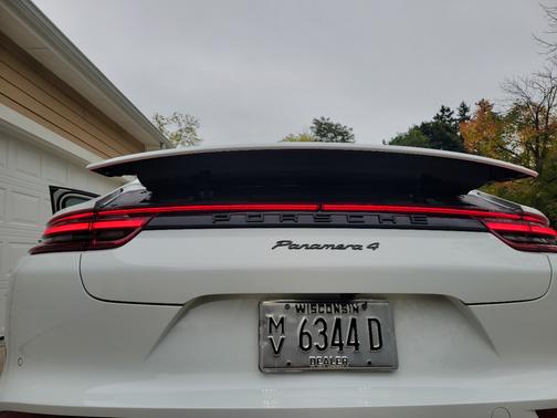 2018 Porsche Panamera Panamera 4