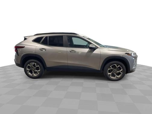 2024 Chevrolet Trax FWD 4dr LT