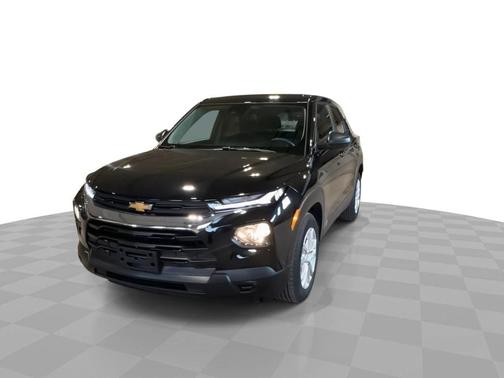 Mosaic Black Metallic 2023 Chevrolet Trailblazer FWD 4dr LS