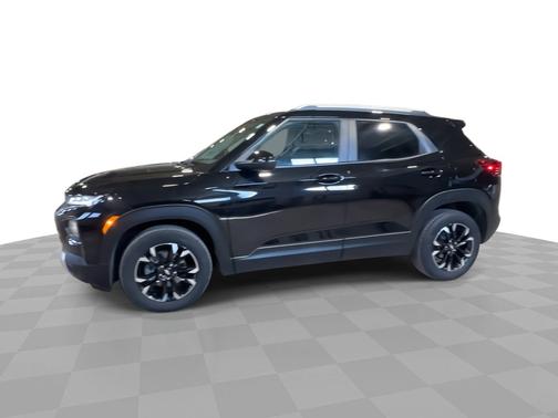 Mosaic Black Metallic 2023 Chevrolet Trailblazer FWD 4dr LT