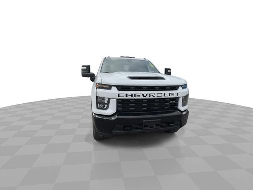 2022 Chevrolet Silverado 2500 Custom