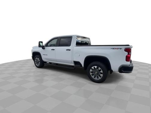 2022 Chevrolet Silverado 2500 Custom