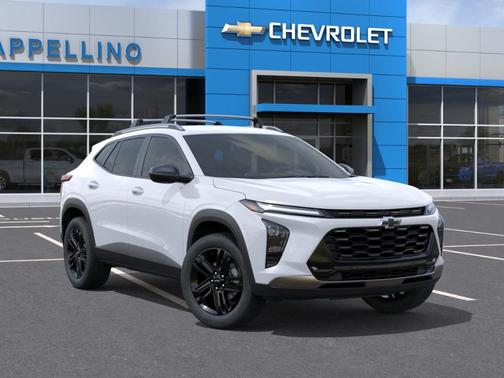 Summit White 2026 Chevrolet Trax FWD 4dr ACTIV