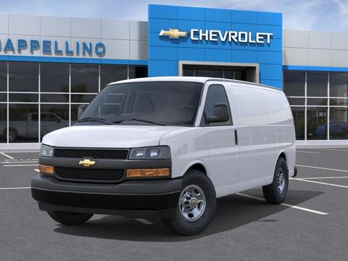 Summit White 2026 Chevrolet Express 2500 RWD 2500 135"