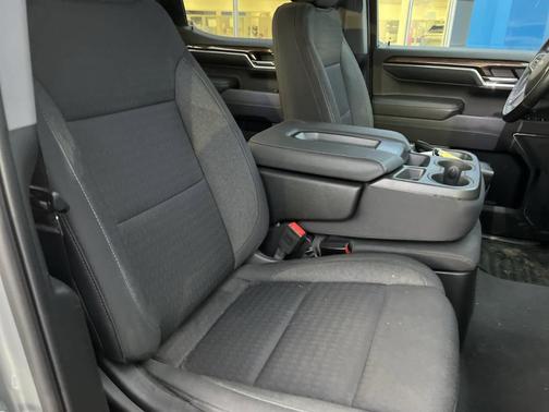 2023 Chevrolet Silverado 1500 4WD Crew Cab 147" LT w/2FL