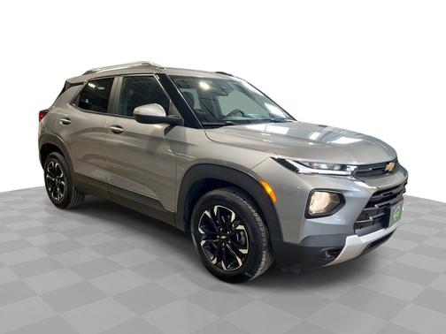 Sterling Gray Metallic 2023 Chevrolet Trailblazer FWD 4dr LT