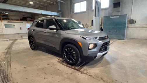 Sterling Gray Metallic 2023 Chevrolet Trailblazer FWD 4dr LT