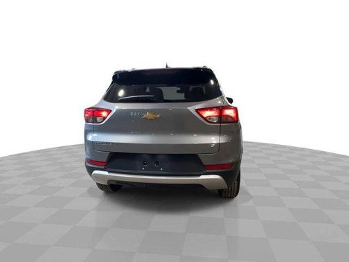 Sterling Gray Metallic 2023 Chevrolet Trailblazer FWD 4dr LT