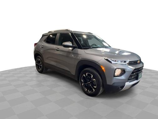 Sterling Gray Metallic 2023 Chevrolet Trailblazer FWD 4dr LT