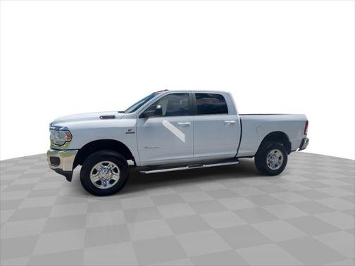2022 RAM 2500 Big Horn 4x4 Crew Cab 6'4" Box